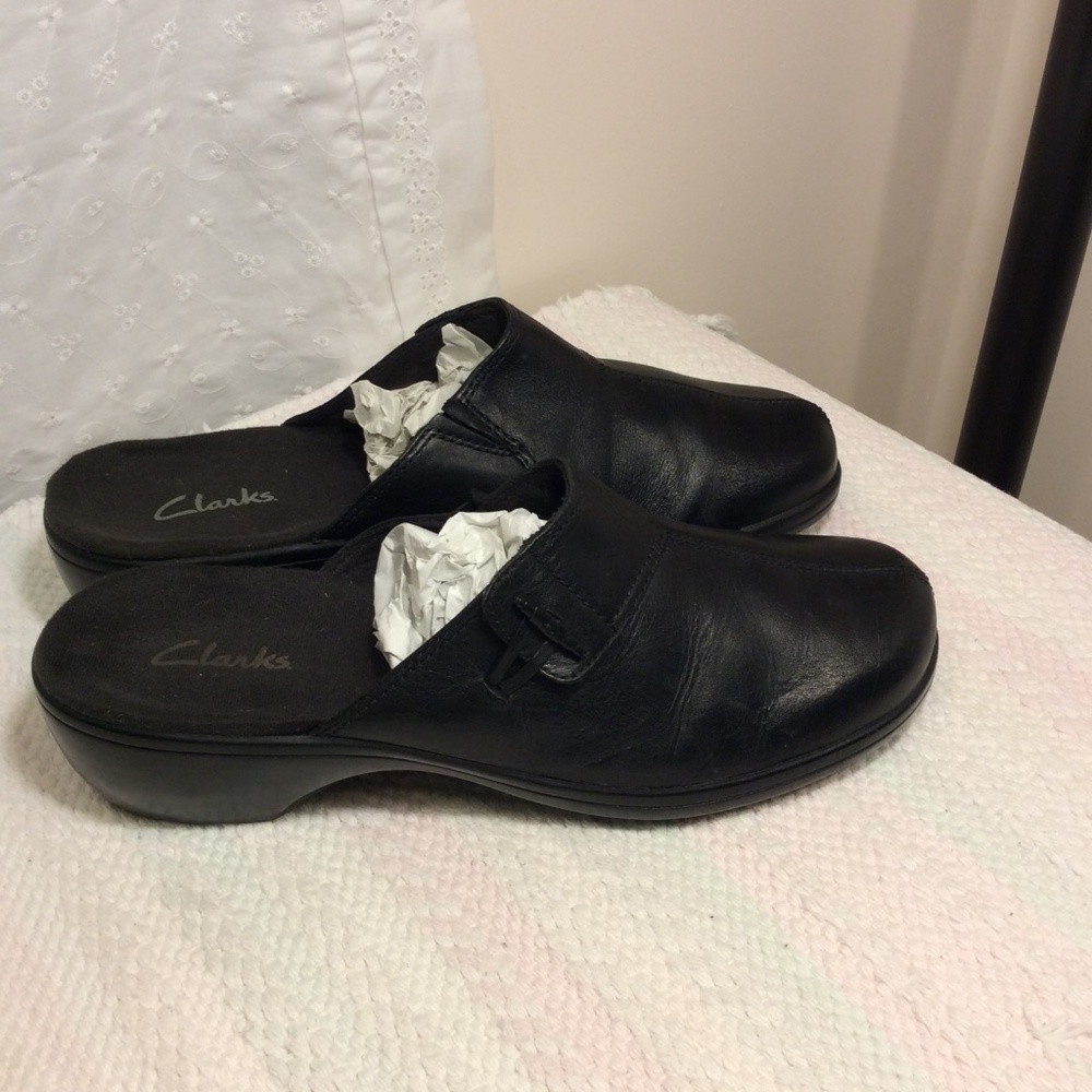 Women’s New Black Clark’s Leather Upper Clogs - Picture 2 of 8